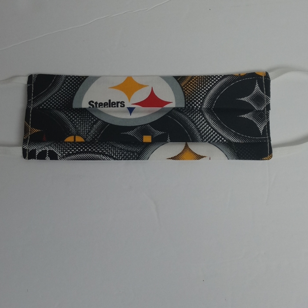 Pittsburgh Steelers pleated face mask w/ e…